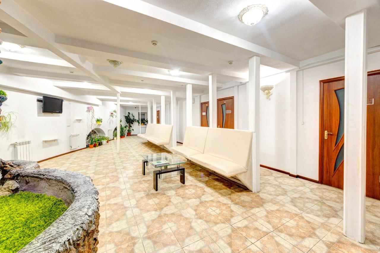 Hotel Zvezda Kiev Exteriör bild