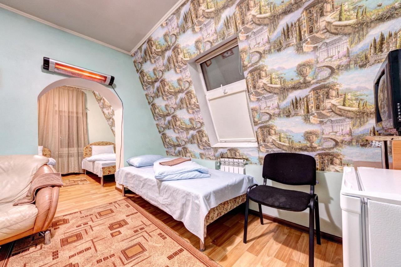 Hotel Zvezda Kiev Exteriör bild